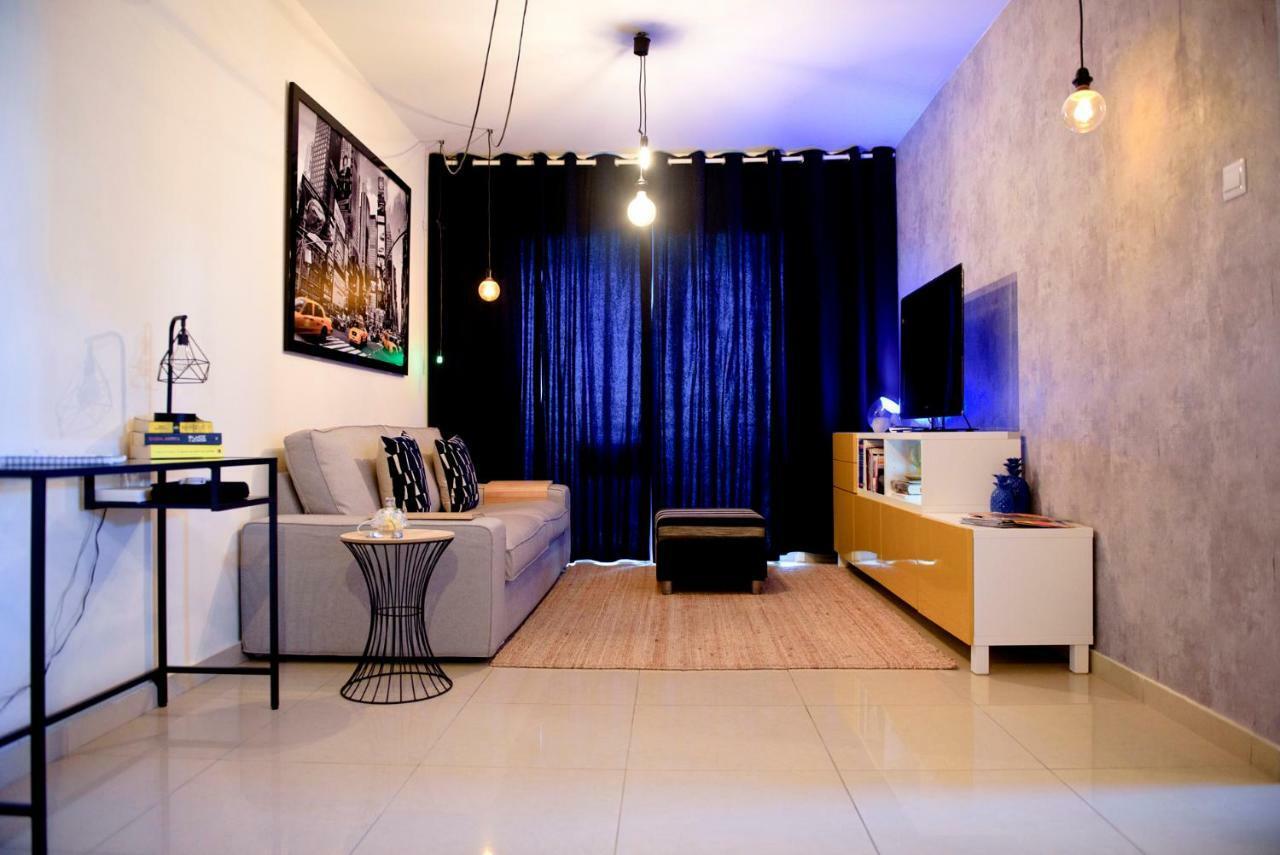 Fat Cow Apartment 101 Ларнака Екстер'єр фото
